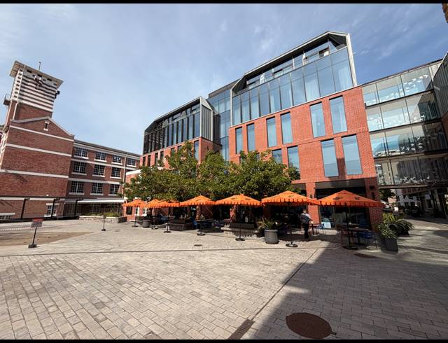 270M² OFFICE TO LET IN GARDENS